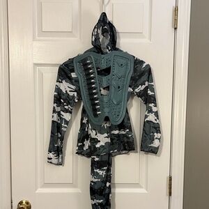 Camouflage Hooded Costume with Armor and Face mask bandanna Kids size 8/10